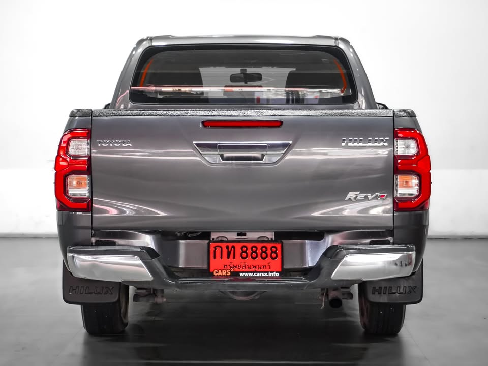 2022 Toyota hilux revo 2.4 z edition mid double cab view 5