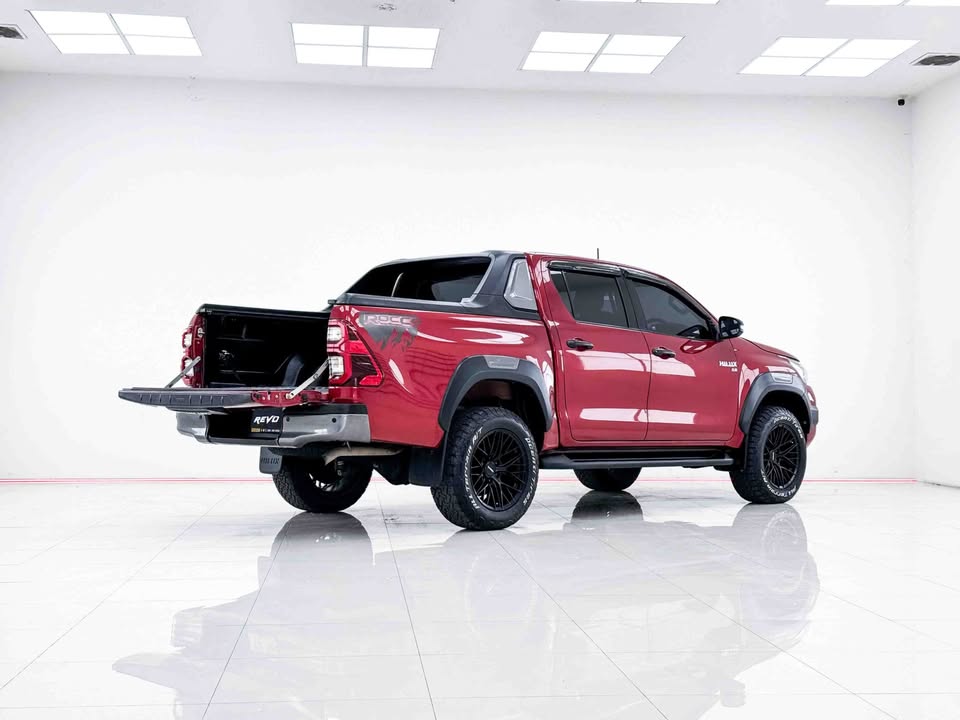 2020 Toyota hilux revo 2.4 double cab prerunner rocco view 5