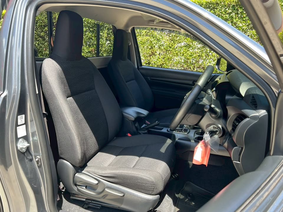 2023 Toyota hilux revo 2.4 z edition single cab auto view 6